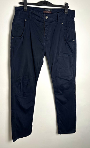 883 police cassady - 883,
